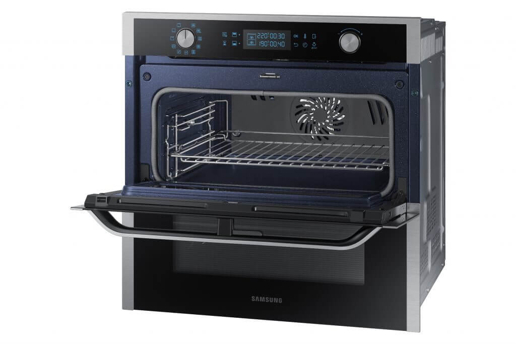 Samsung Dual Cook Perspective_Dual-Door-Full-Open-With-Rack Küchenkauf Pirna